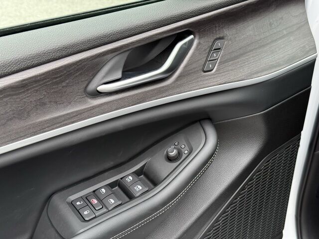2025 Jeep Grand Cherokee L Limited Crestwood KY