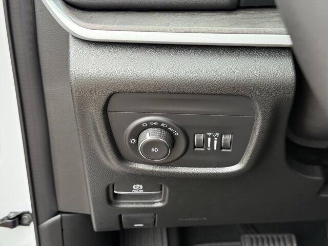 2025 Jeep Grand Cherokee L Limited Crestwood KY