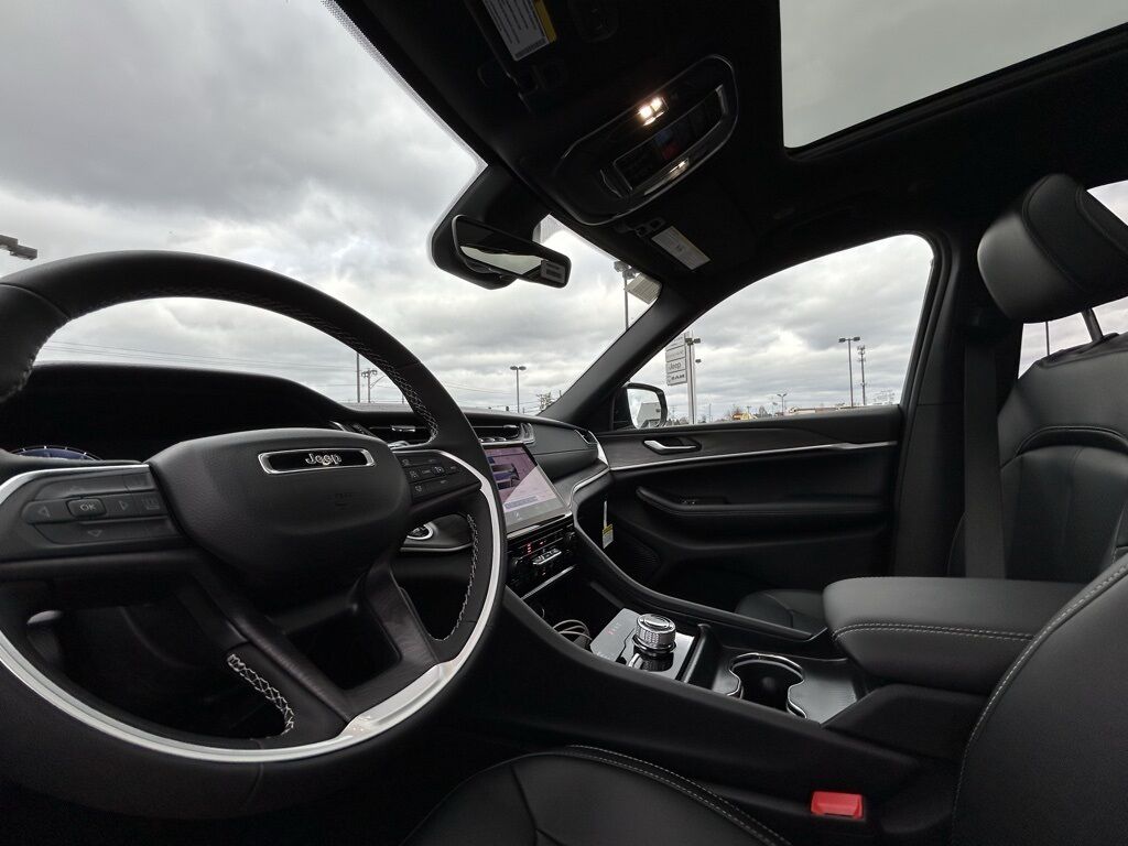 2025 Jeep Grand Cherokee L Limited Crestwood KY