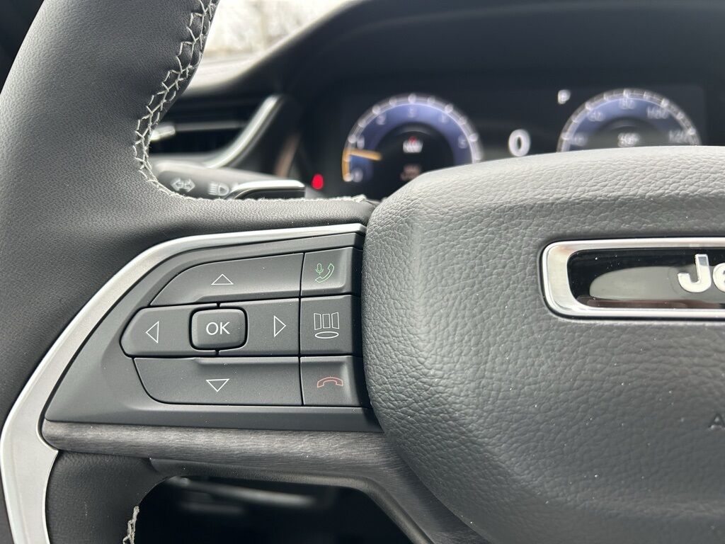 2025 Jeep Grand Cherokee L Limited Crestwood KY