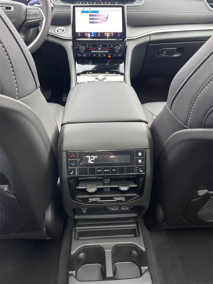 2025 Jeep Grand Cherokee L Limited Orange MA