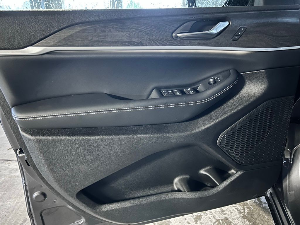 2025 Jeep Grand Cherokee L Limited Portland OR