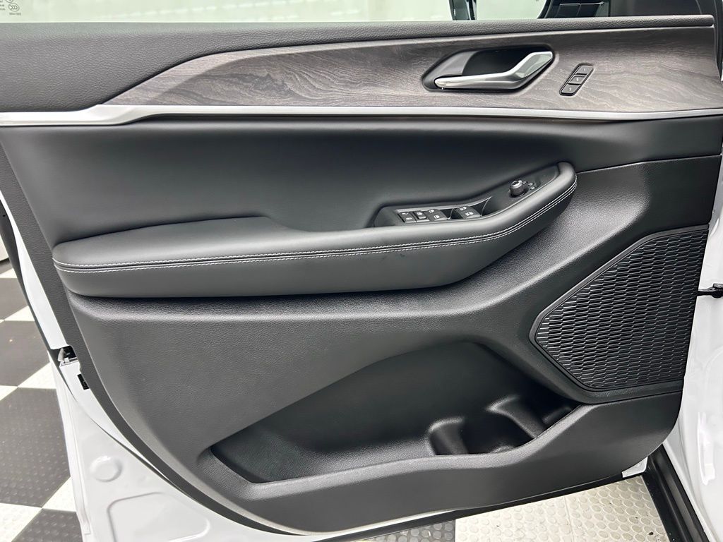 2025 Jeep Grand Cherokee L Limited Portland OR