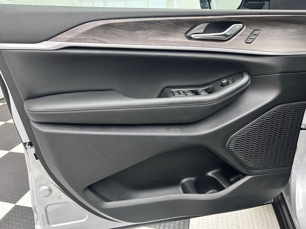 2025 Jeep Grand Cherokee L Limited Portland OR