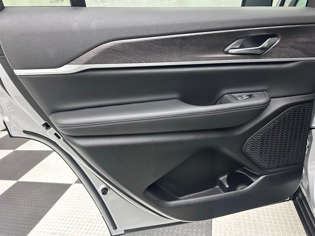 2025 Jeep Grand Cherokee L Limited Portland OR