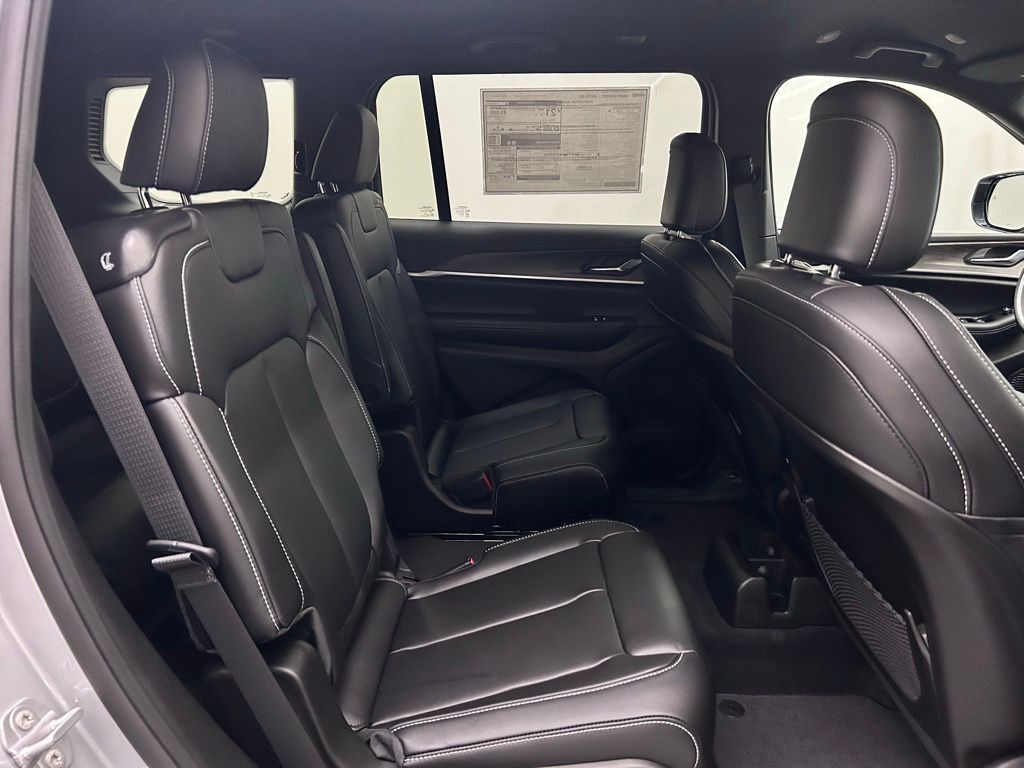 2025 Jeep Grand Cherokee L Limited Portland OR