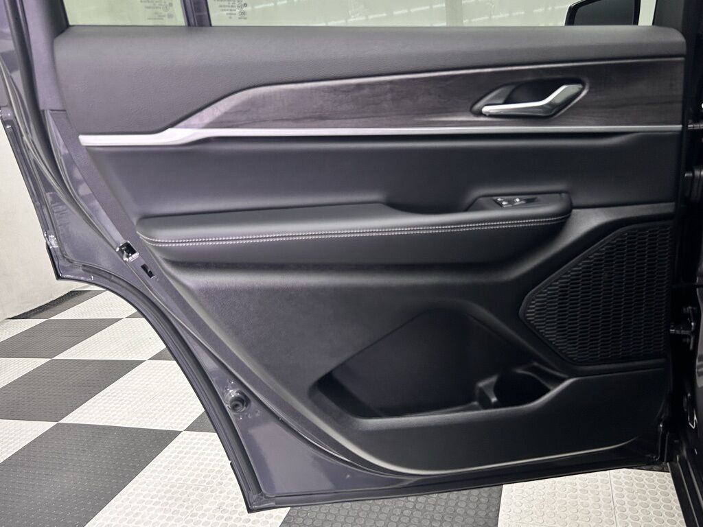 2025 Jeep Grand Cherokee L Limited Portland OR