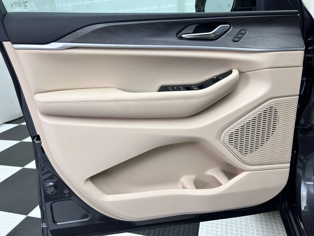 2025 Jeep Grand Cherokee L Limited Portland OR