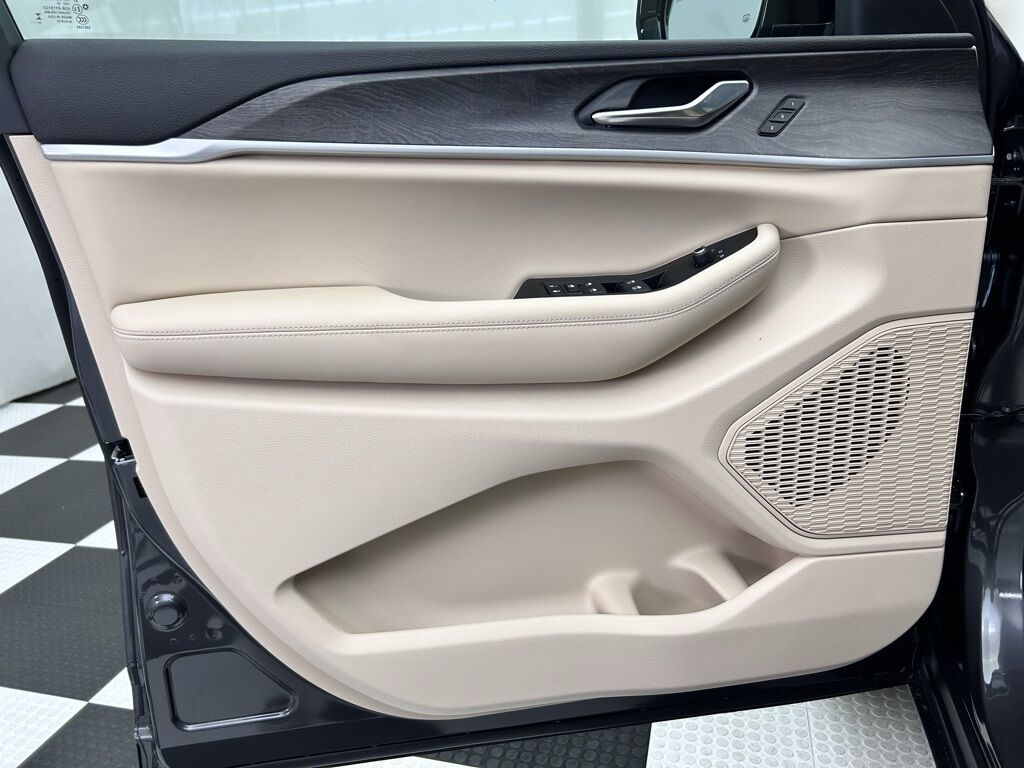 2025 Jeep Grand Cherokee L Limited Portland OR