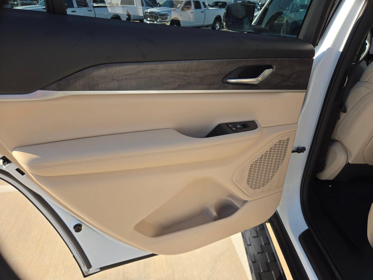 2025 Jeep Grand Cherokee L Limited Castroville TX