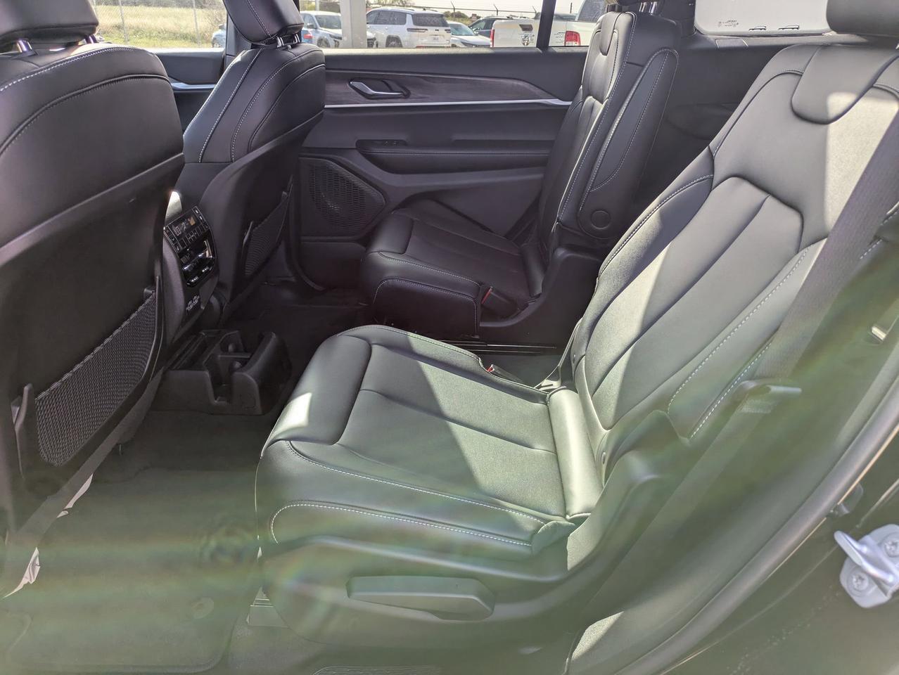 2025 Jeep Grand Cherokee L Limited Castroville TX