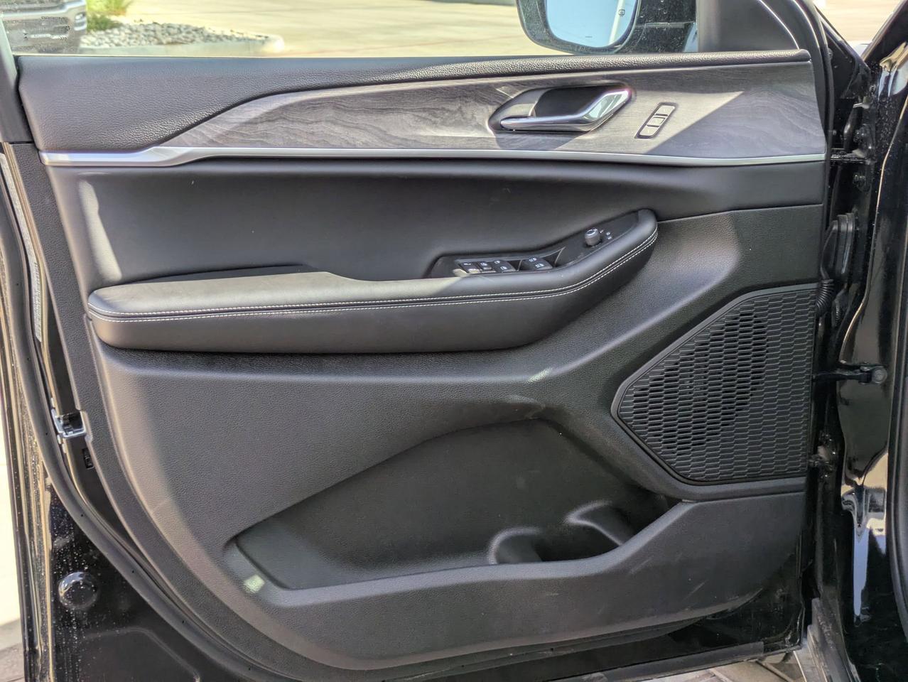 2025 Jeep Grand Cherokee L Limited Castroville TX