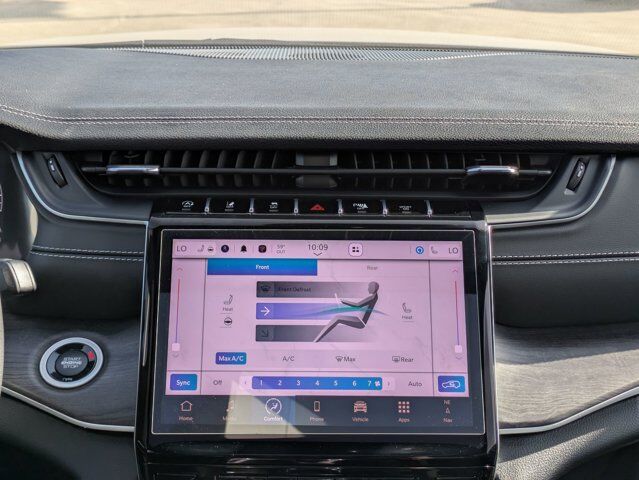 2025 Jeep Grand Cherokee L Limited Castroville TX