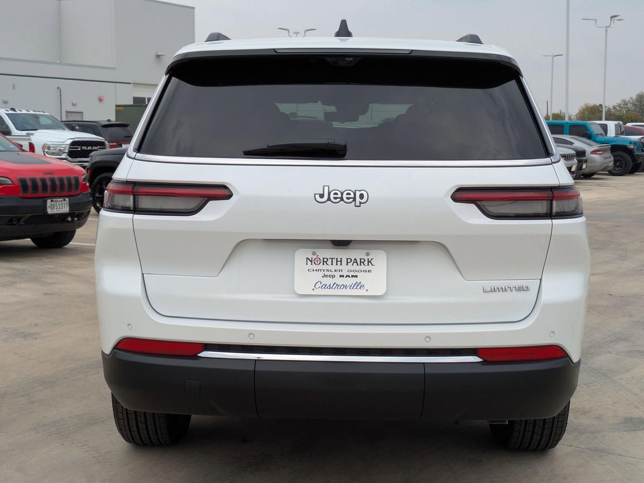 2025 Jeep Grand Cherokee L Limited Castroville TX