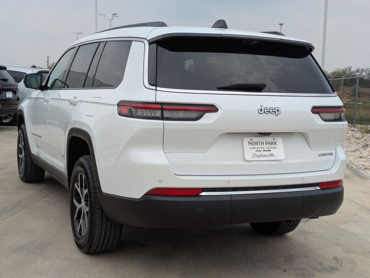 2025 Jeep Grand Cherokee L Limited Castroville TX