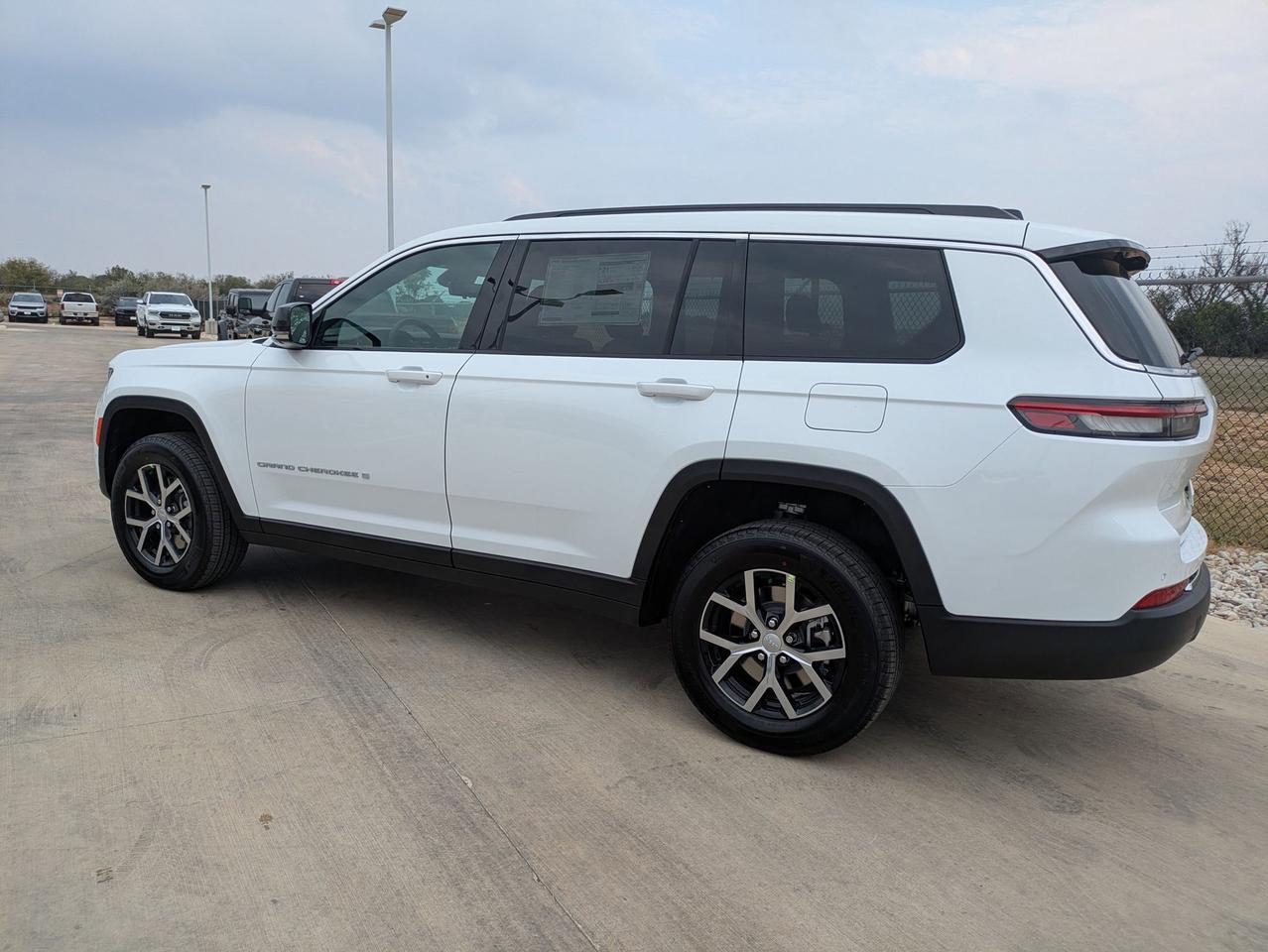 2025 Jeep Grand Cherokee L Limited Castroville TX