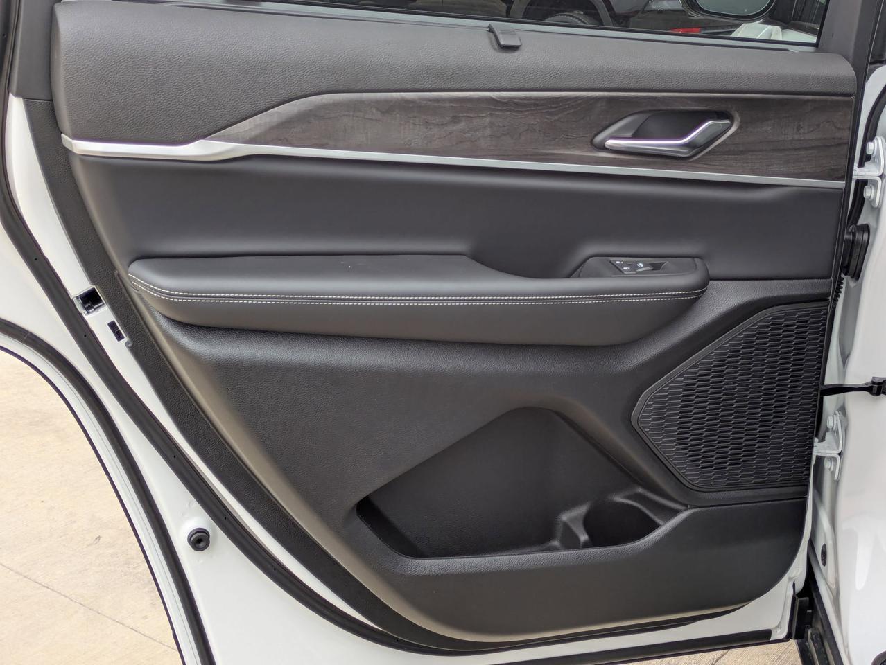 2025 Jeep Grand Cherokee L Limited Castroville TX