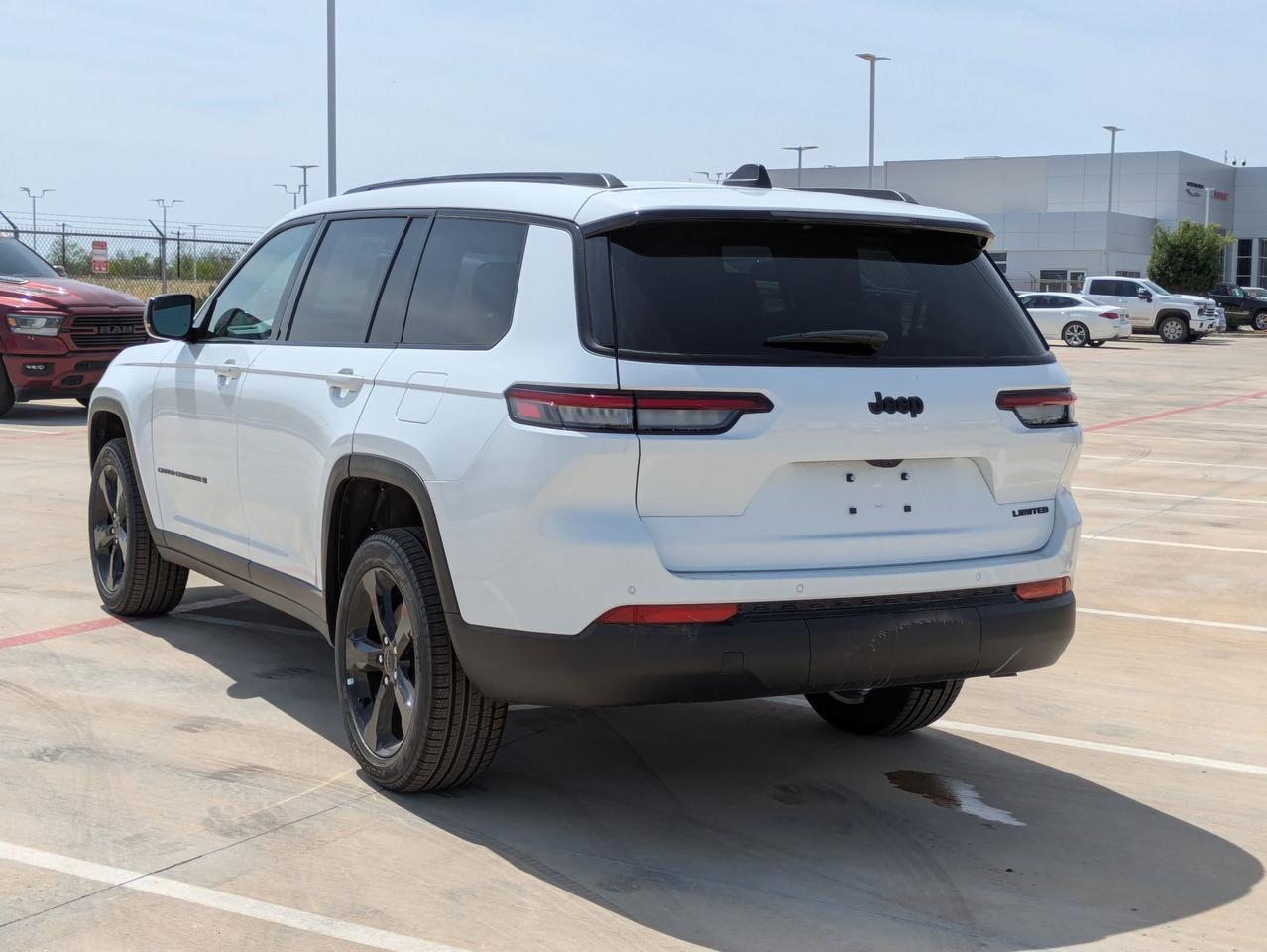 2025 Jeep Grand Cherokee L Limited Castroville TX