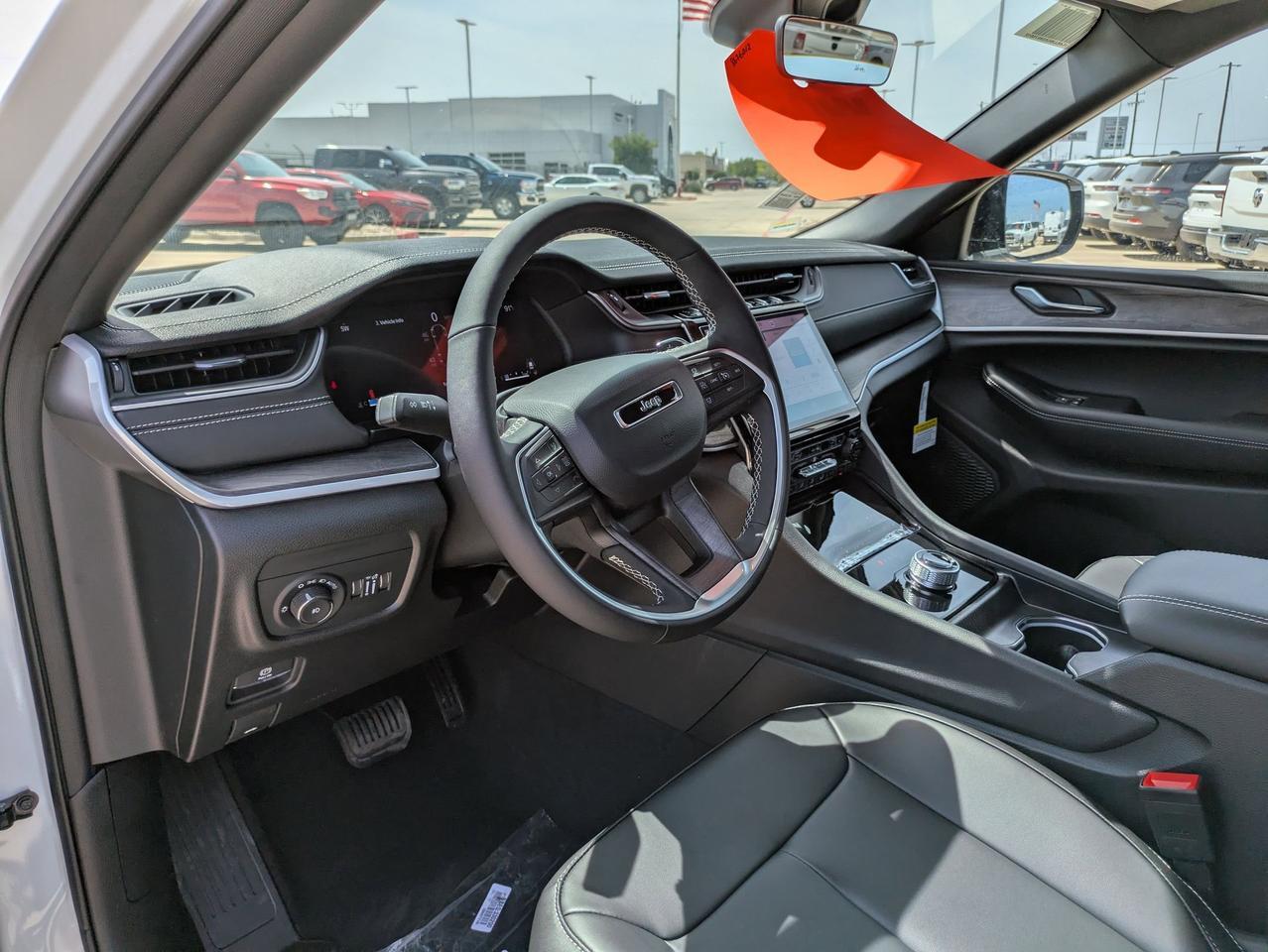 2025 Jeep Grand Cherokee L Limited Castroville TX