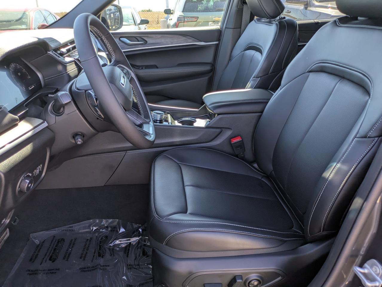 2025 Jeep Grand Cherokee L Limited Castroville TX