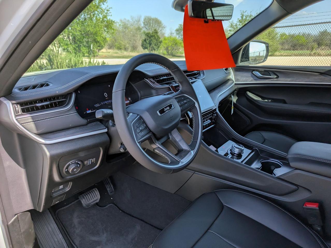 2025 Jeep Grand Cherokee L Limited Castroville TX