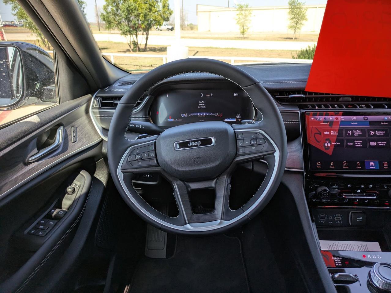 2025 Jeep Grand Cherokee L Limited Castroville TX