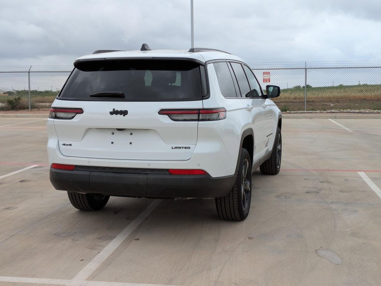 2025 Jeep Grand Cherokee L Limited Castroville TX