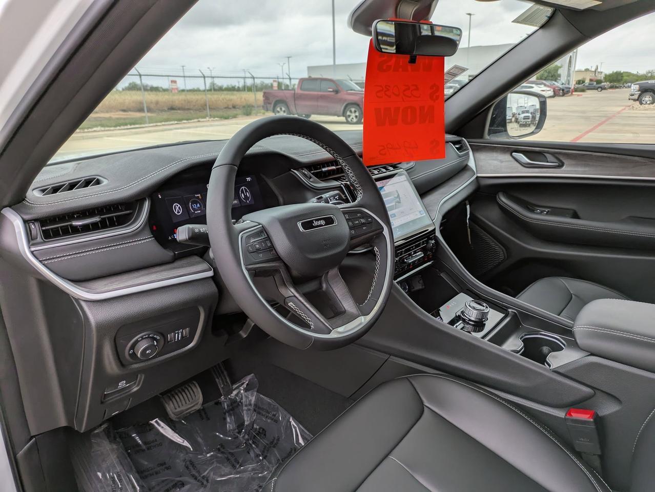 2025 Jeep Grand Cherokee L Limited Castroville TX