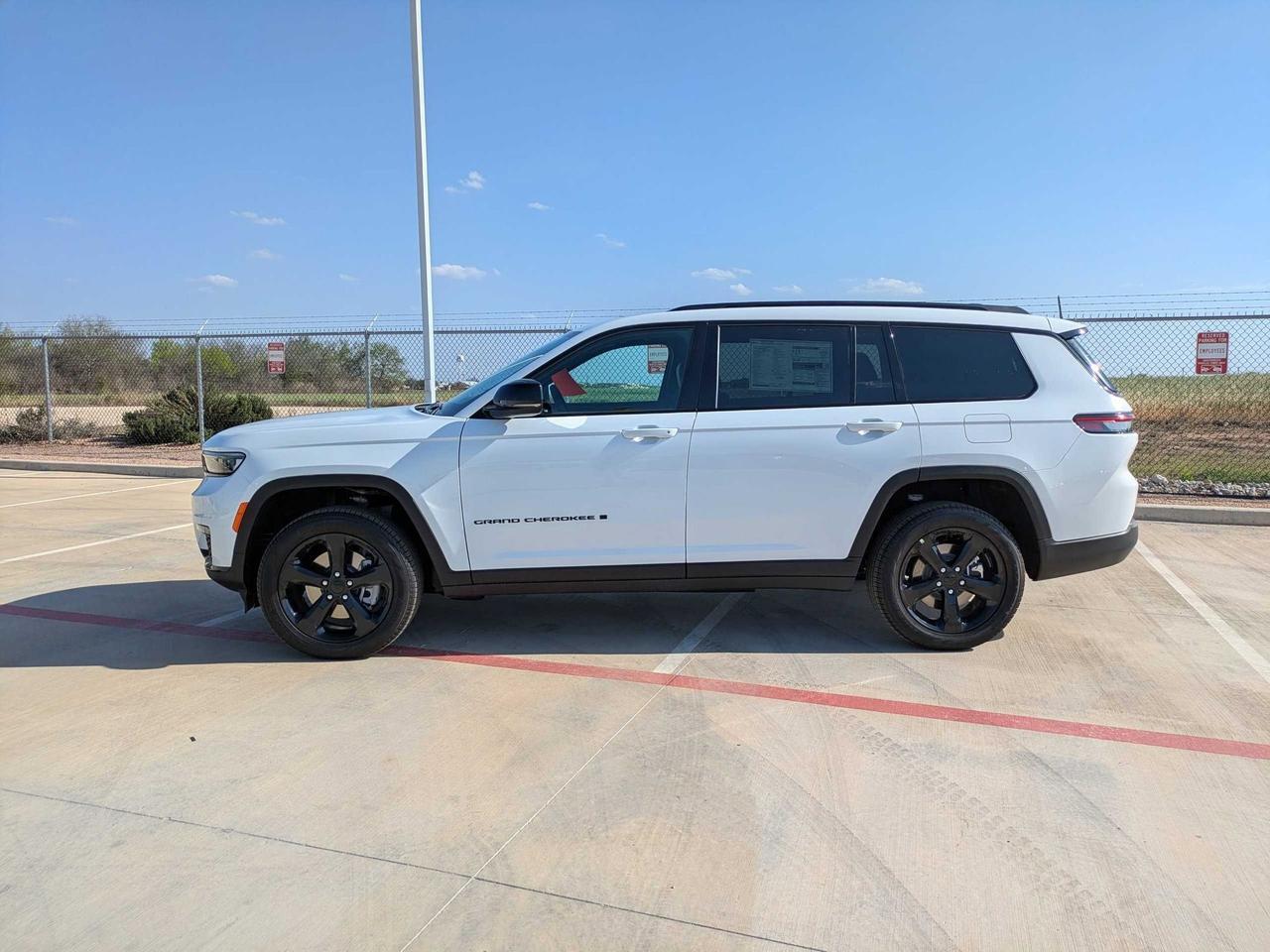 2025 Jeep Grand Cherokee L Limited Castroville TX