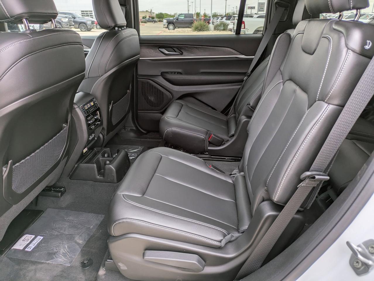 2025 Jeep Grand Cherokee L Limited Castroville TX