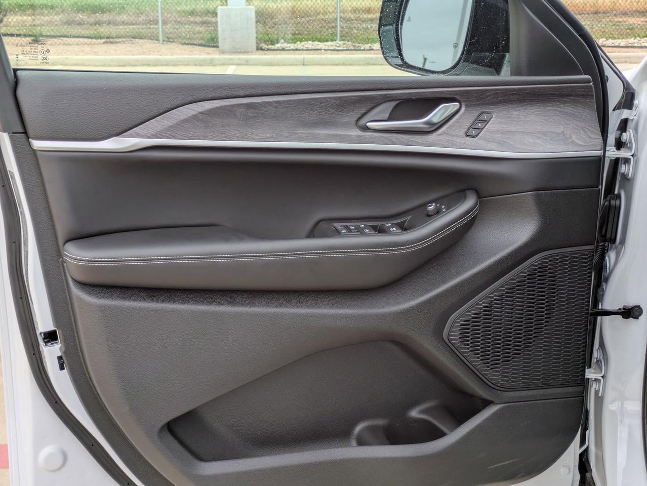 2025 Jeep Grand Cherokee L Limited Castroville TX