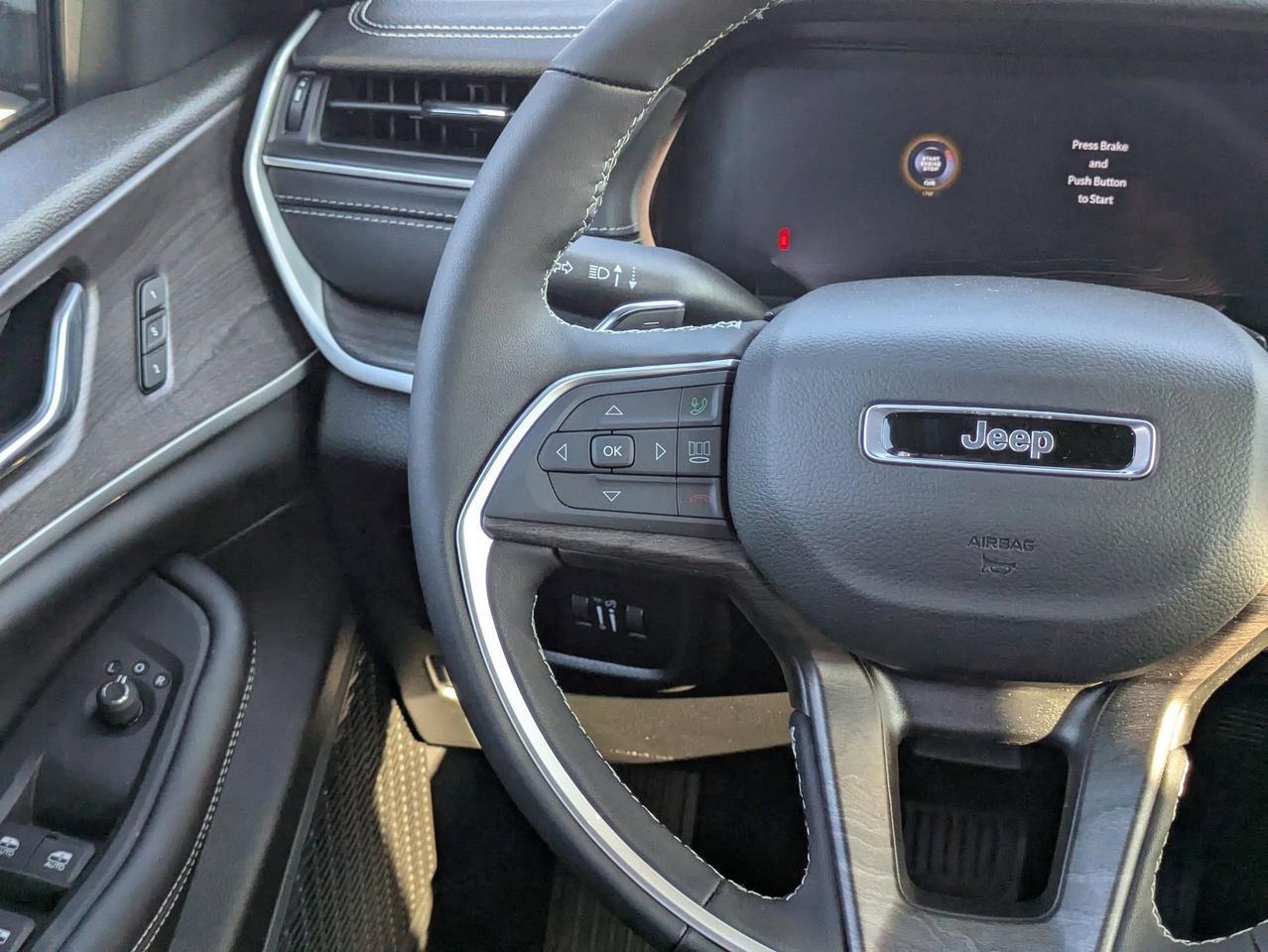 2025 Jeep Grand Cherokee L Limited Castroville TX