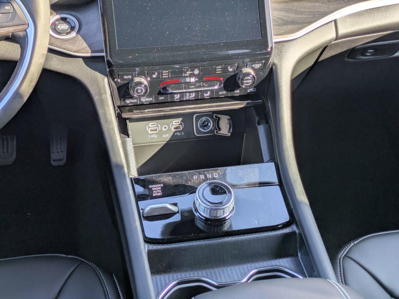 2025 Jeep Grand Cherokee L Limited Castroville TX