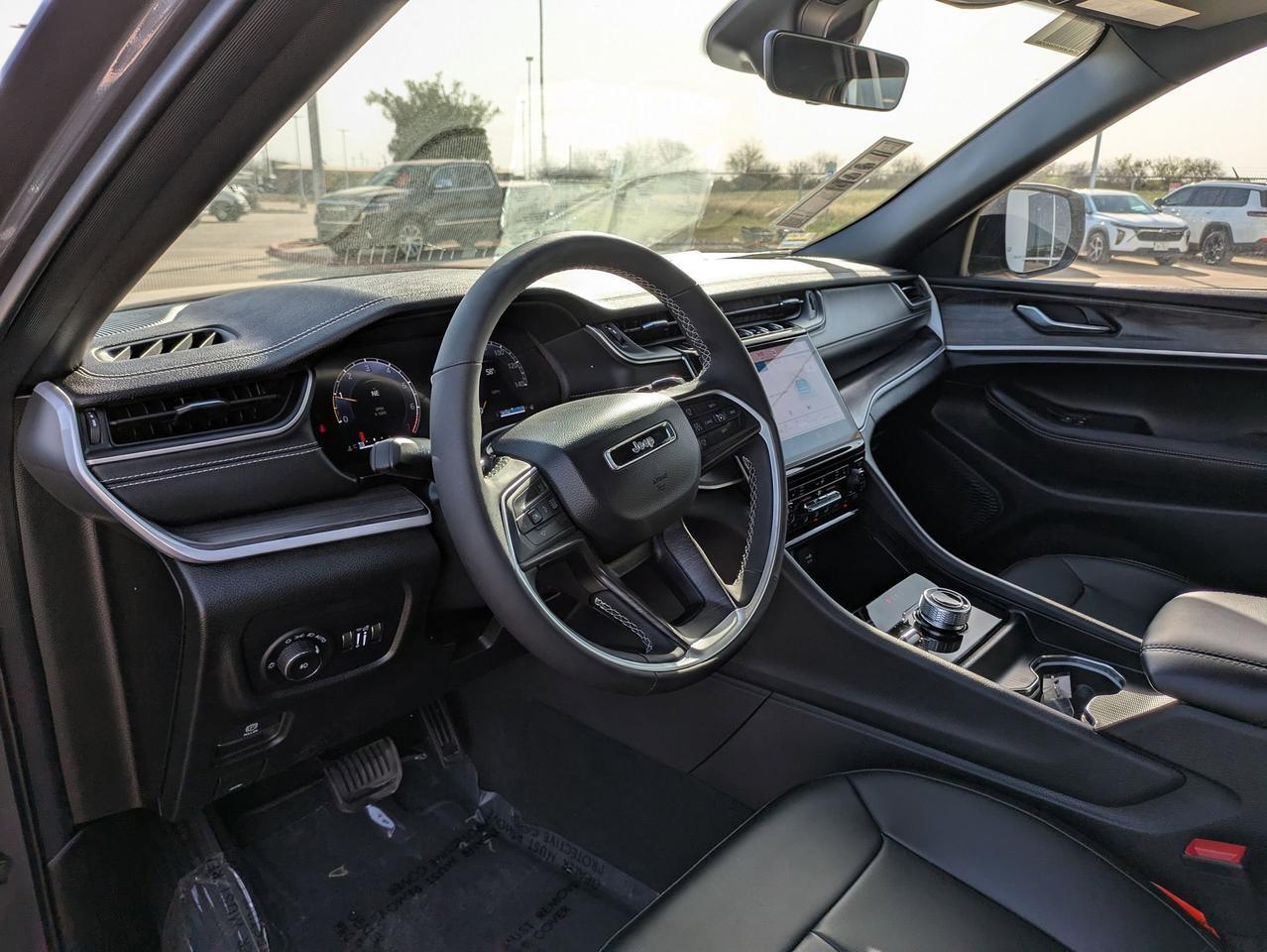 2025 Jeep Grand Cherokee L Limited Castroville TX