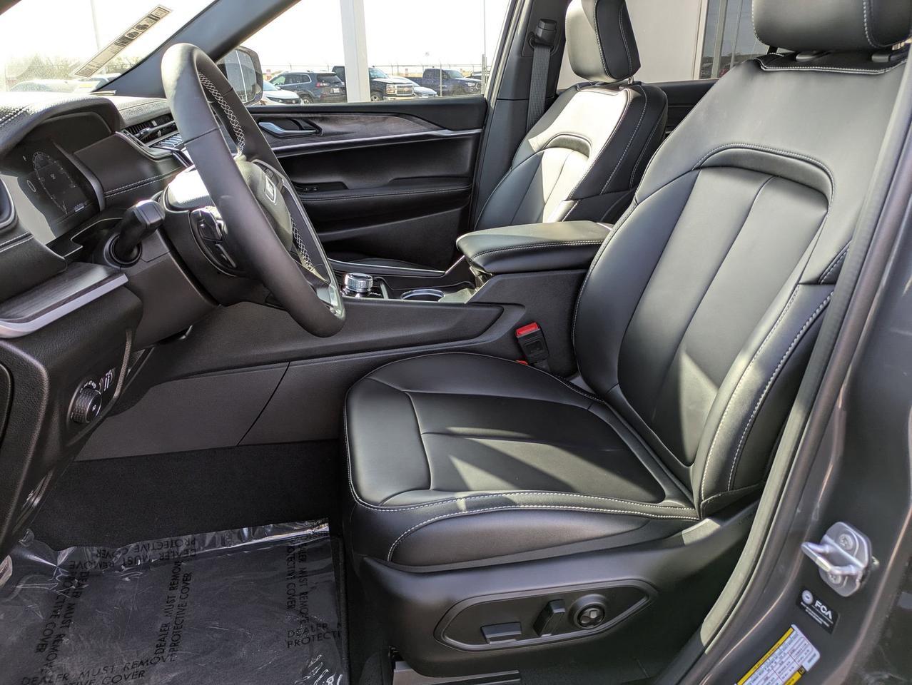 2025 Jeep Grand Cherokee L Limited Castroville TX