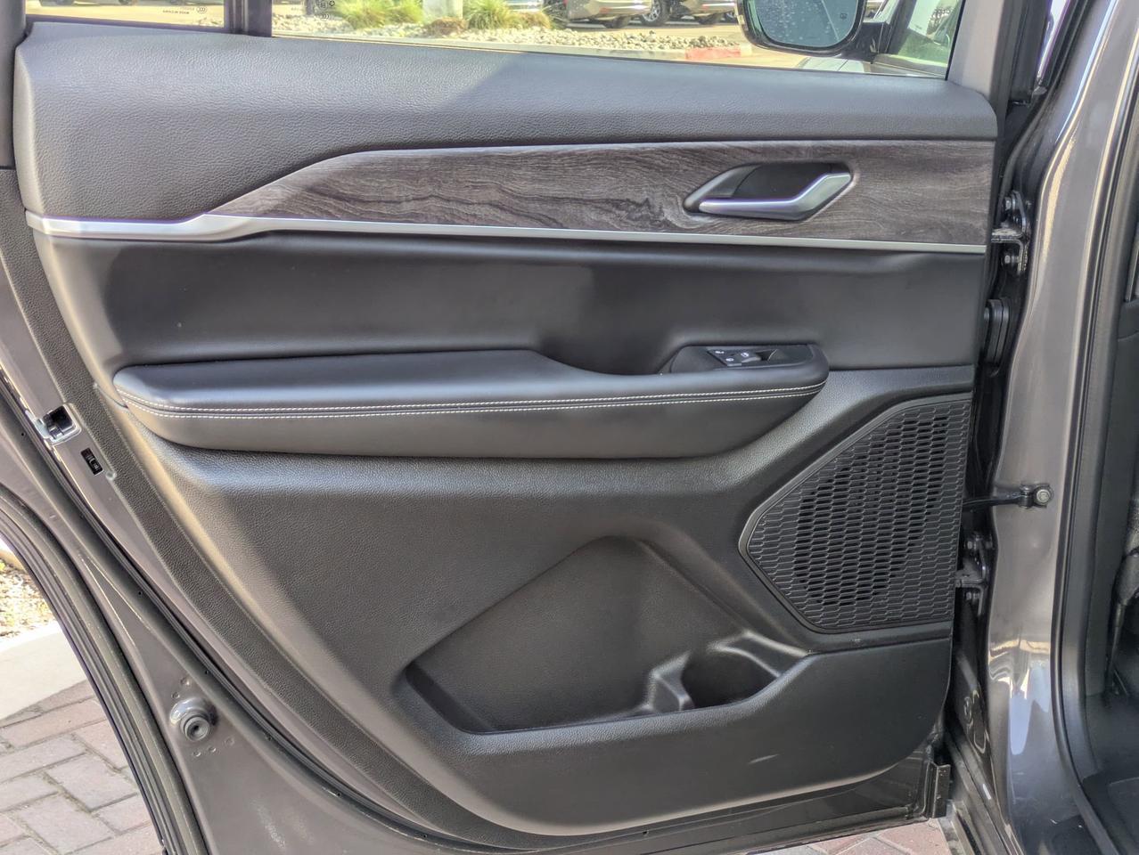 2025 Jeep Grand Cherokee L Limited Castroville TX