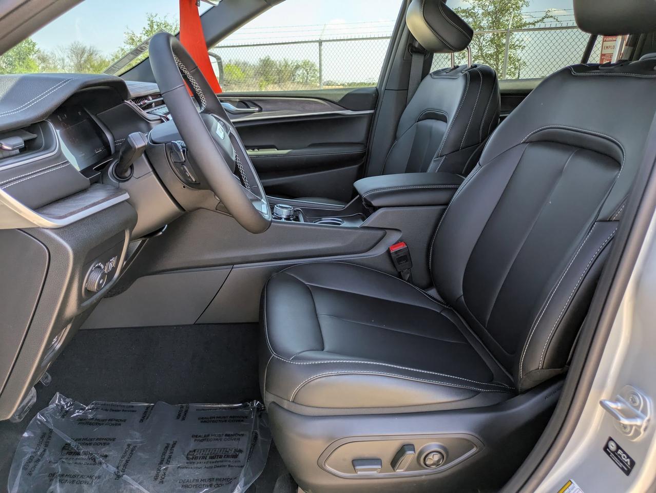 2025 Jeep Grand Cherokee L Limited Castroville TX