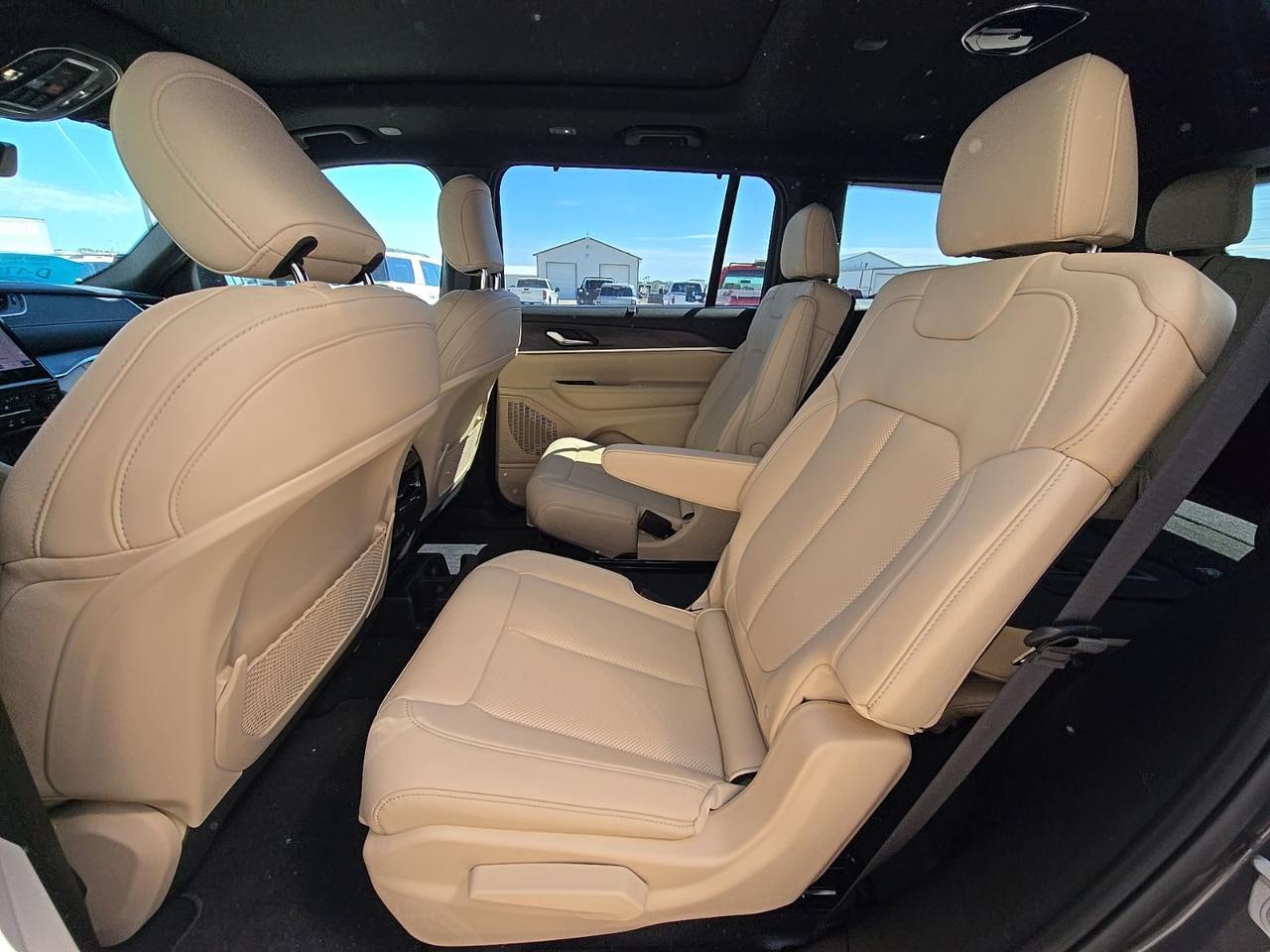 2025 Jeep Grand Cherokee L Limited Watertown SD