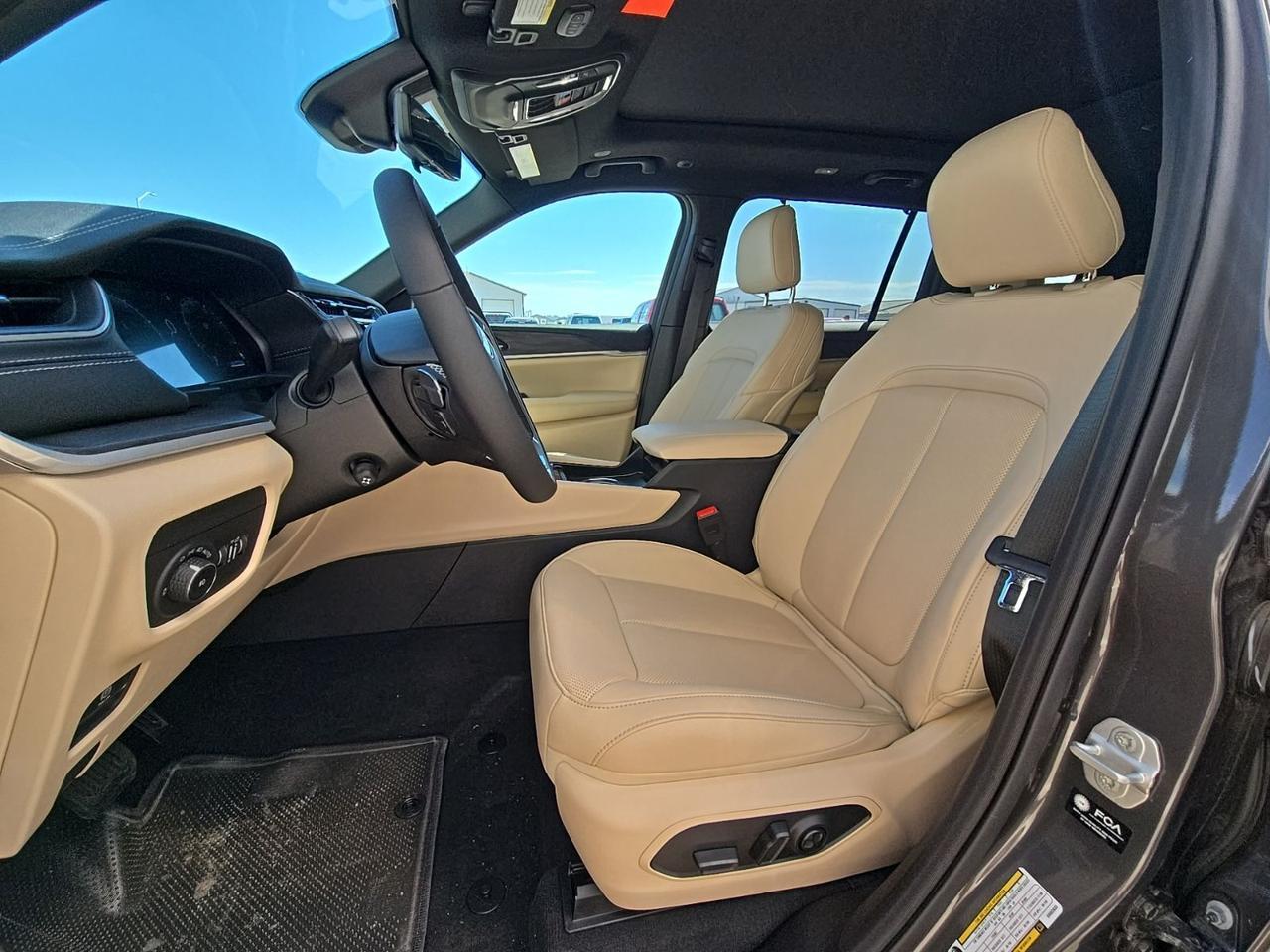 2025 Jeep Grand Cherokee L Limited Watertown SD