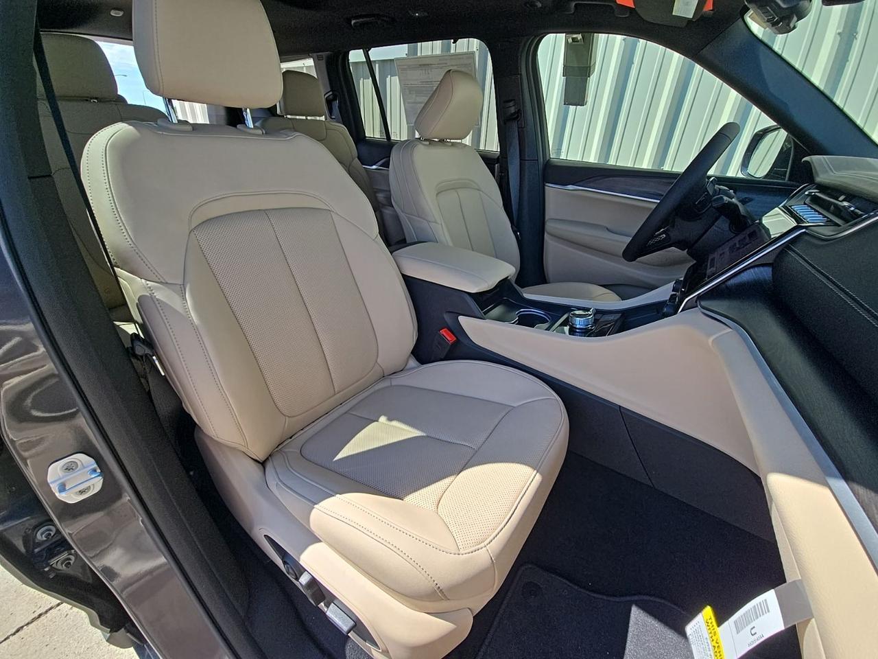2025 Jeep Grand Cherokee L Limited Watertown SD