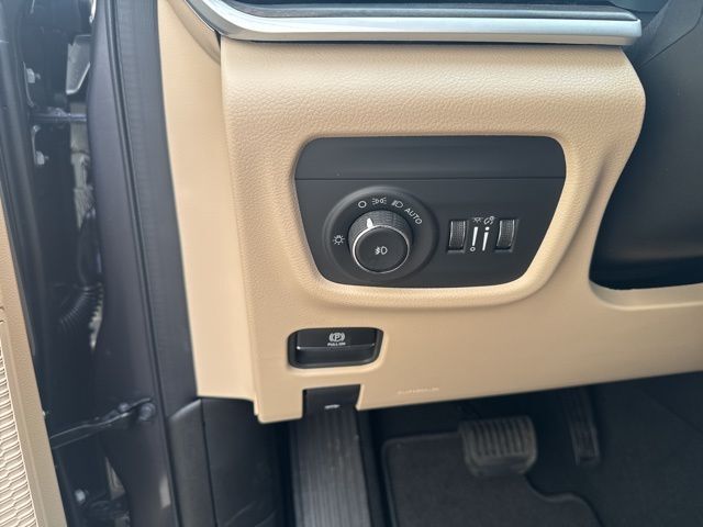 2025 Jeep Grand Cherokee L Limited Watertown SD