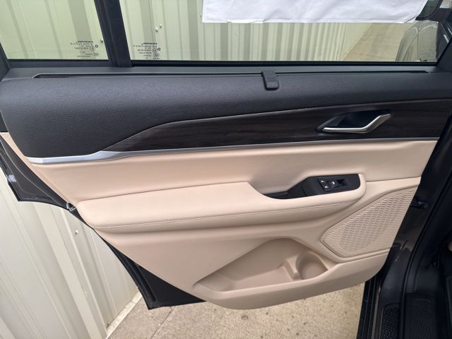 2025 Jeep Grand Cherokee L Limited Watertown SD