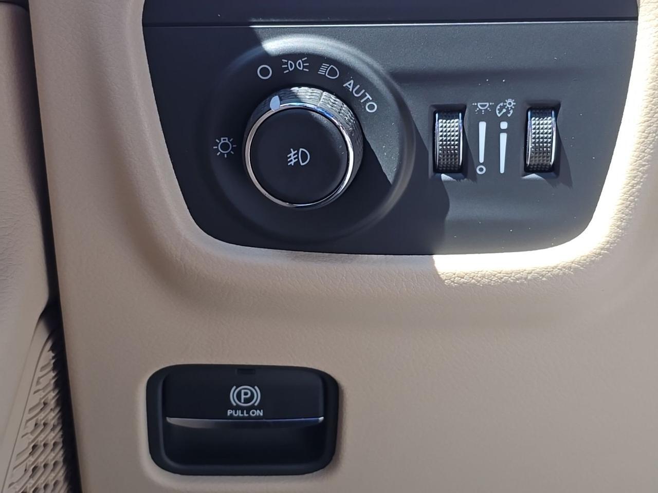 2025 Jeep Grand Cherokee L Limited Watertown SD