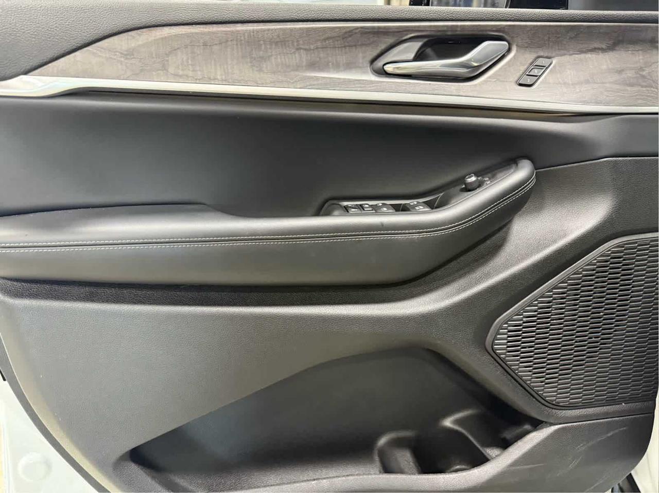 2025 Jeep Grand Cherokee L Limited Woburn MA