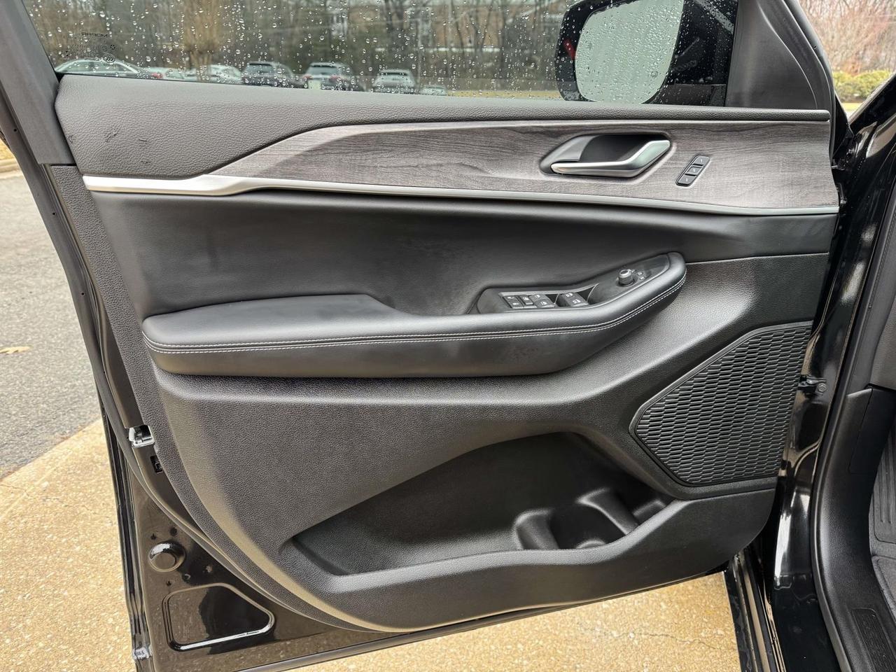 2025 Jeep Grand Cherokee L Limited Fredericksburg VA