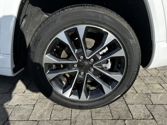 2025 Jeep Grand Cherokee L Overland Marshfield MA