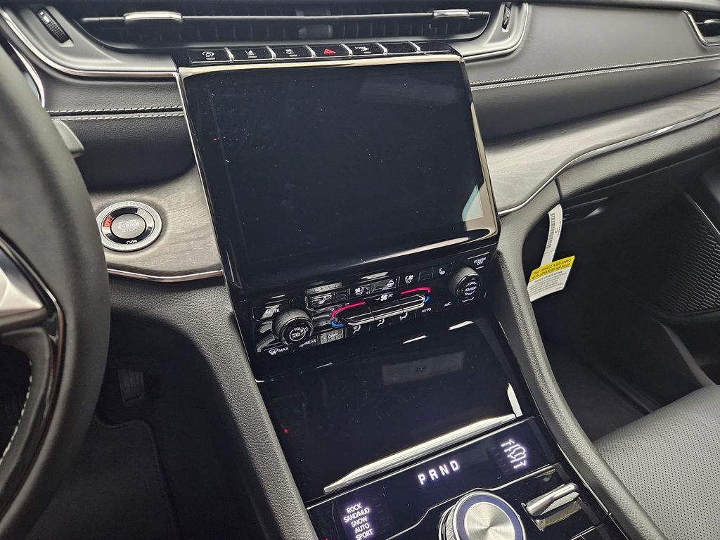 2025 Jeep Grand Cherokee L Overland Portland OR