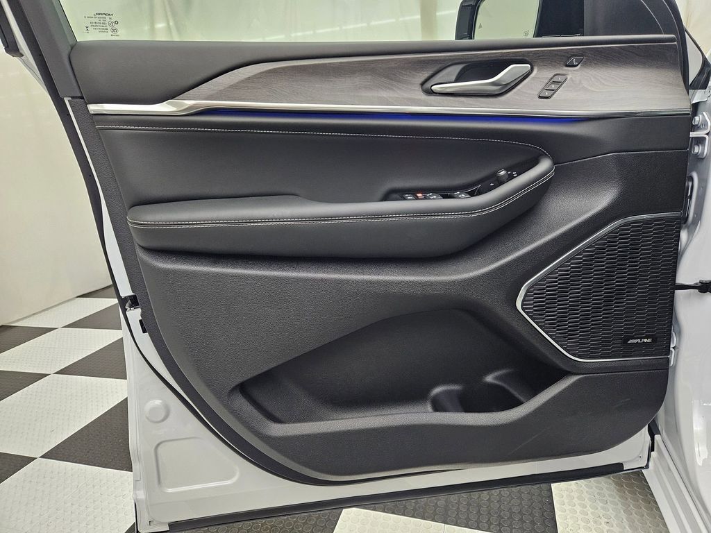 2025 Jeep Grand Cherokee L Overland Portland OR