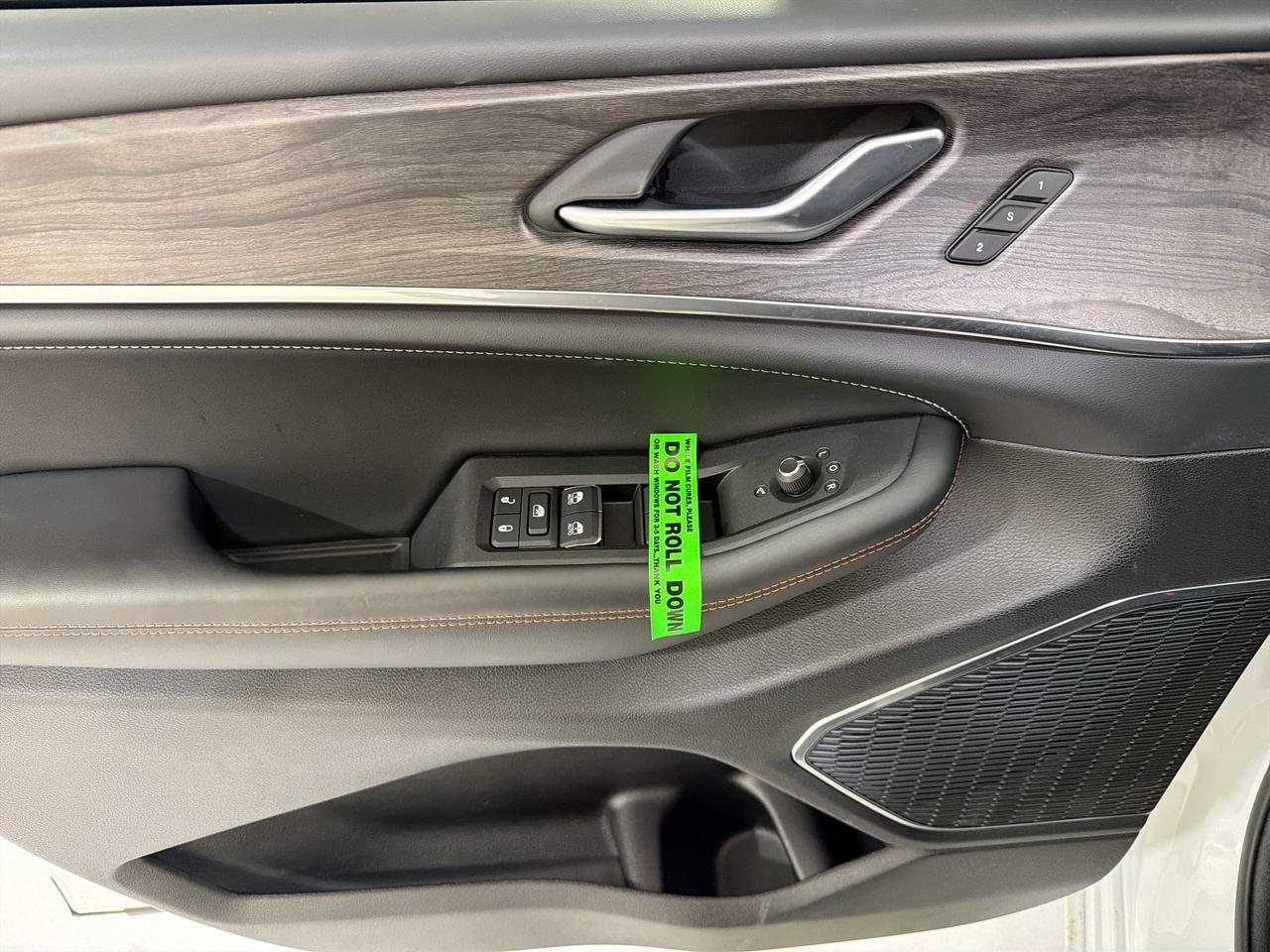2025 Jeep Grand Cherokee L Overland San Antonio TX