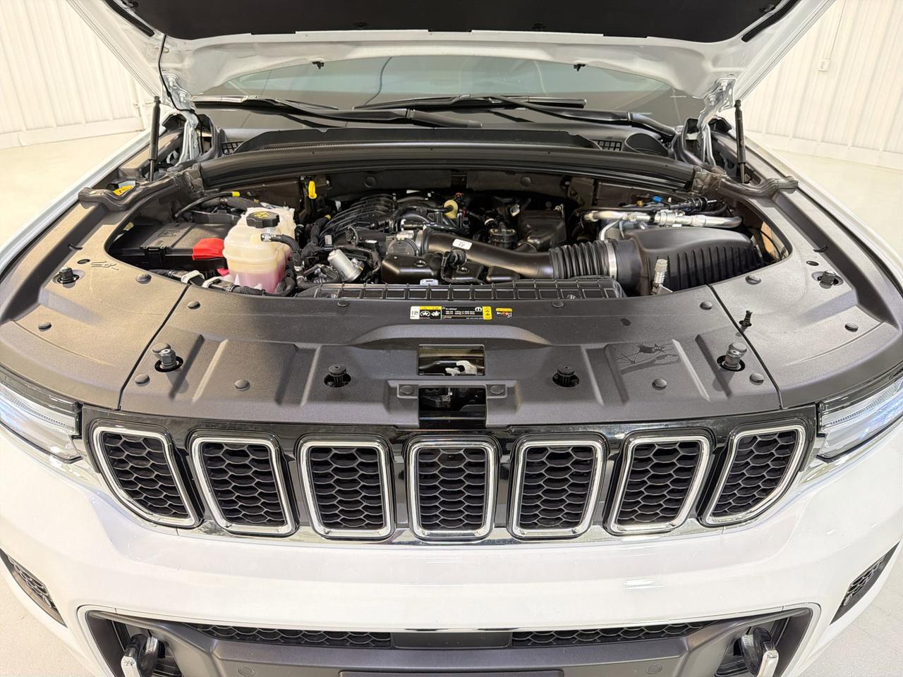 2025 Jeep Grand Cherokee L Overland San Antonio TX